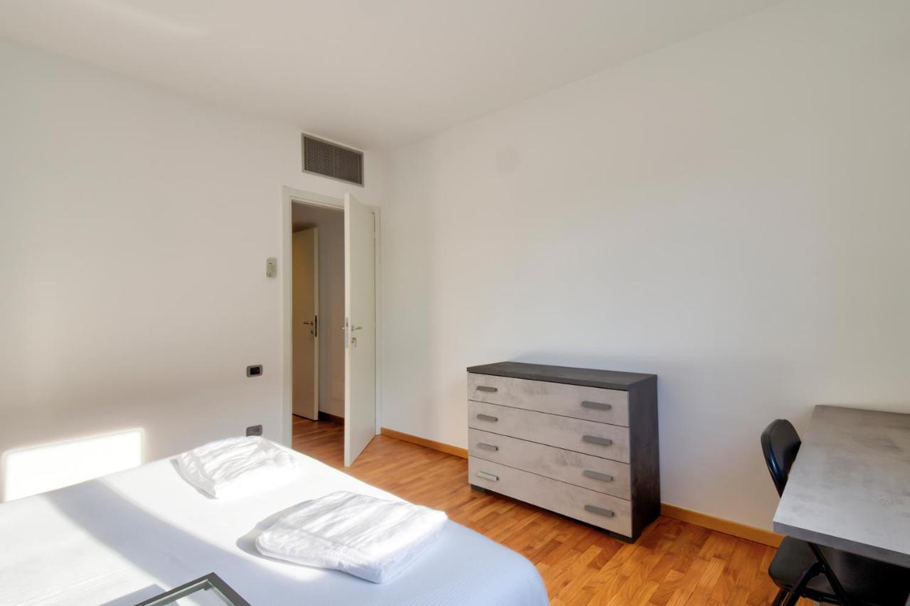 Splendida Terrazza Su Arcimboldi - Milano Bicocca Apartment Exterior photo