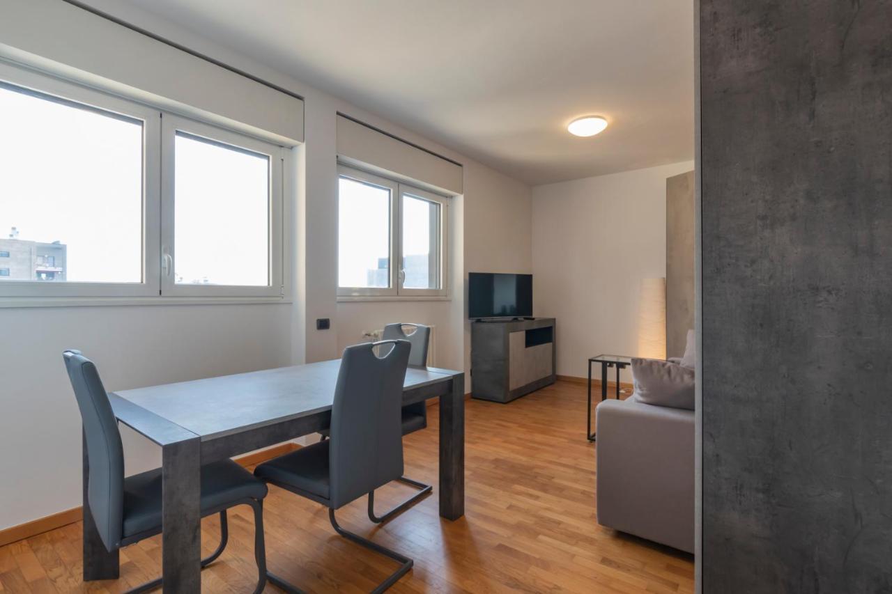Splendida Terrazza Su Arcimboldi - Milano Bicocca Apartment Exterior photo
